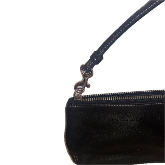 Coach Small Black Leather Wristlet Top Zip Closure Adjustable Strap 7"x4.5" EUC - Picture 9 of 14
